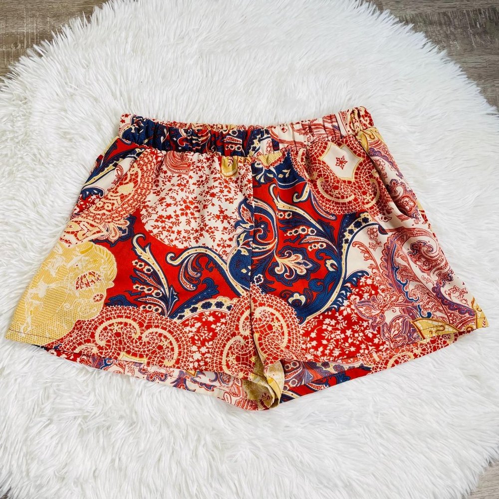 Fab’rik Paisley Flowey Shorts Red Medium